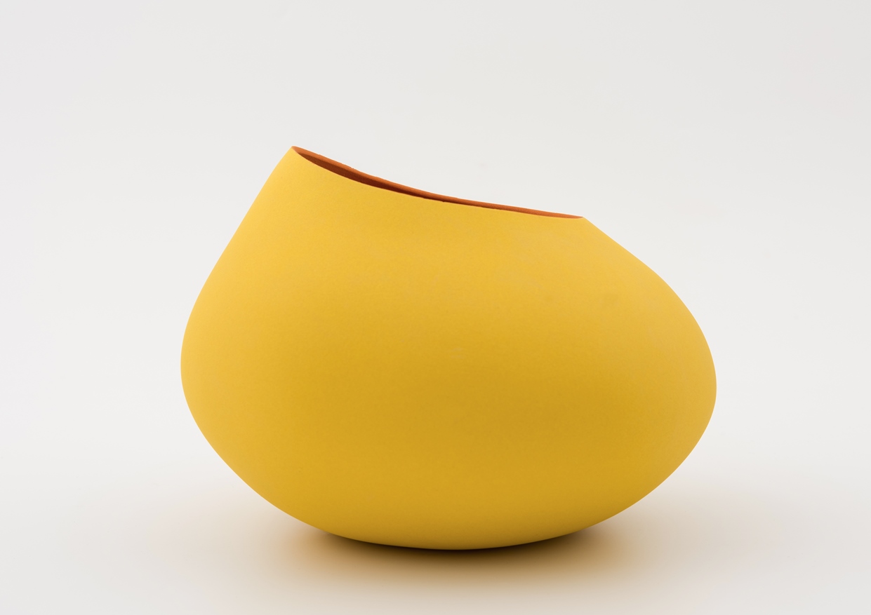 Ceramic by Maria Wojdat; photography Peter J Stone